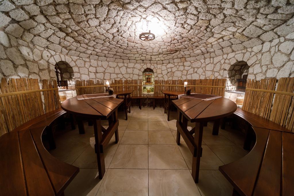 Tokaj Zlata Putna - Restaurant & Pension Vinicky Exterior foto