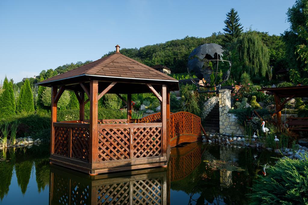 Tokaj Zlata Putna - Restaurant & Pension Vinicky Exterior foto